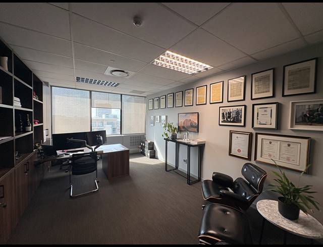 799M² OFFICE TO LET IN CAPE TOWN CITY CENTRE